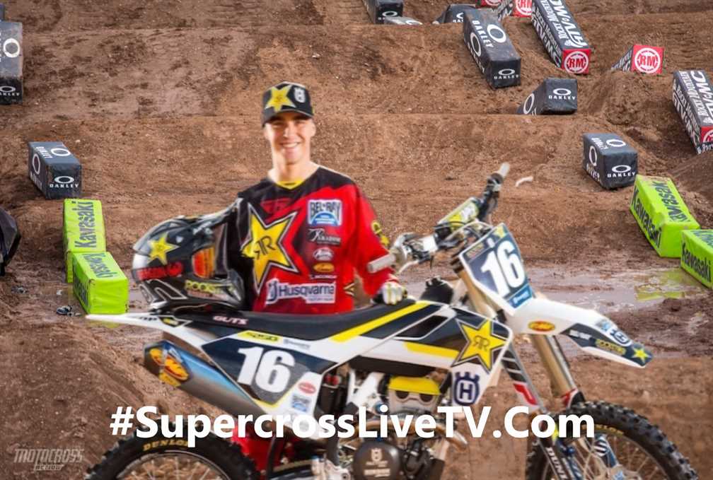 zach-osborne-supercross-rider